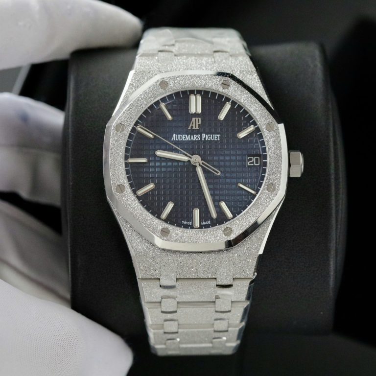 Audemars Piguet Royal Oak 15500ST Frosted Gold Replica Watch Dial Blue 41mm