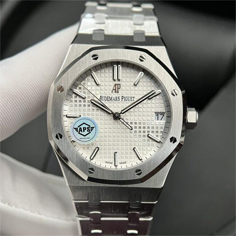 Audemars Piguet Royal Oak 15500ST Replica Watch White Dial APS 41mm