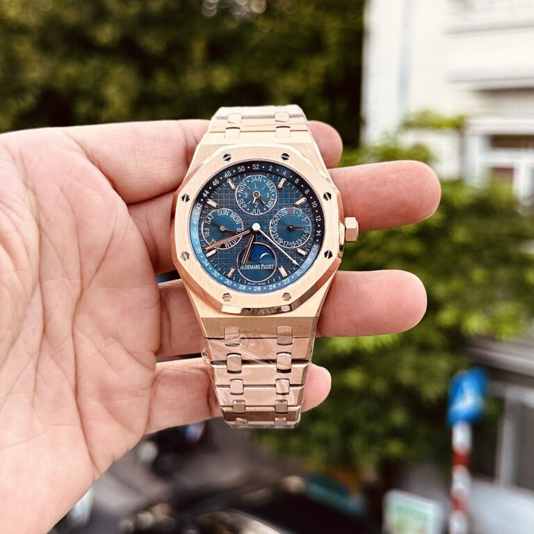 Audemars Piguet Royal Oak 26574OR Blue Dial Replica Watch 41mm