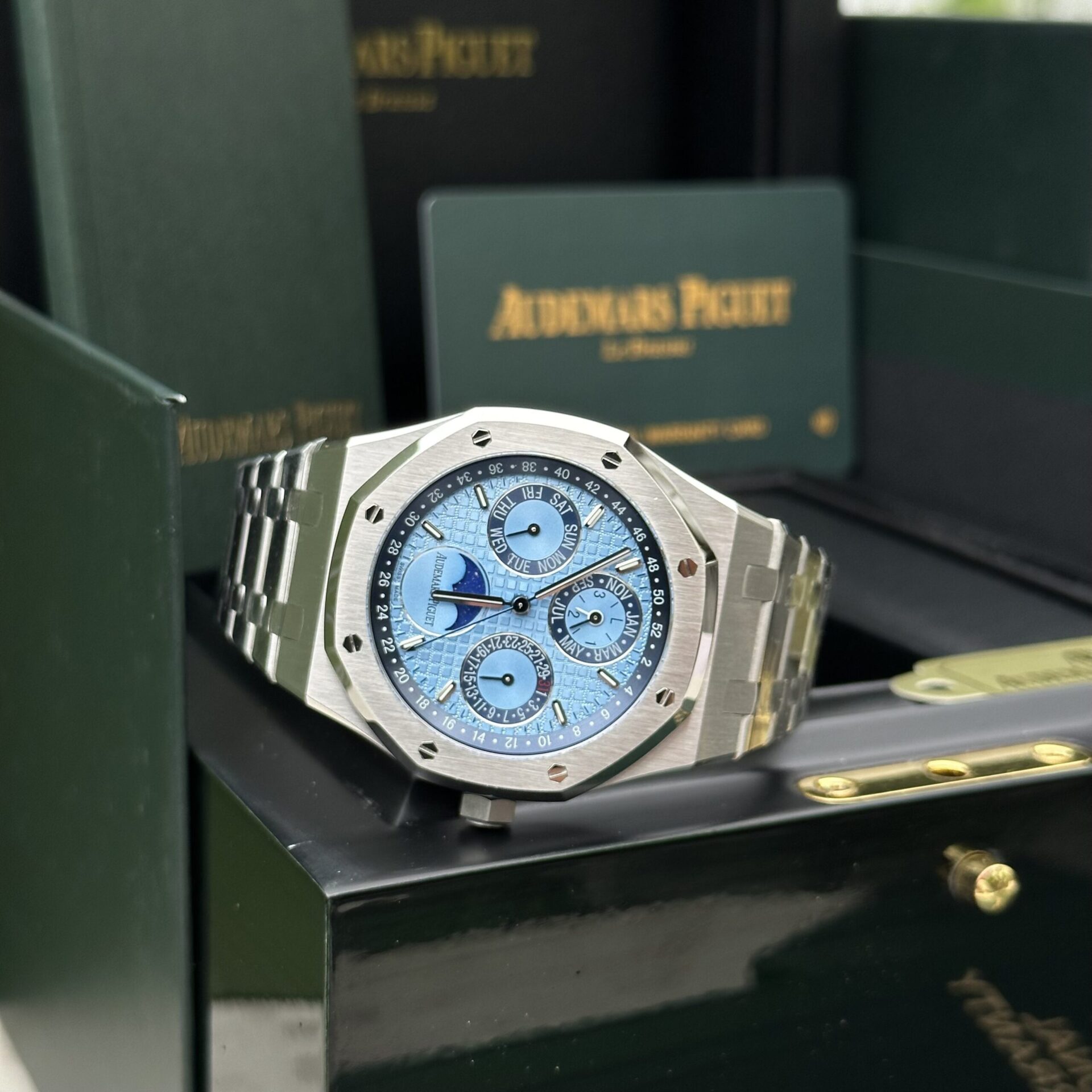 Audemars Piguet Royal Oak 26574ST Replica Watches Blue Dial 41mm