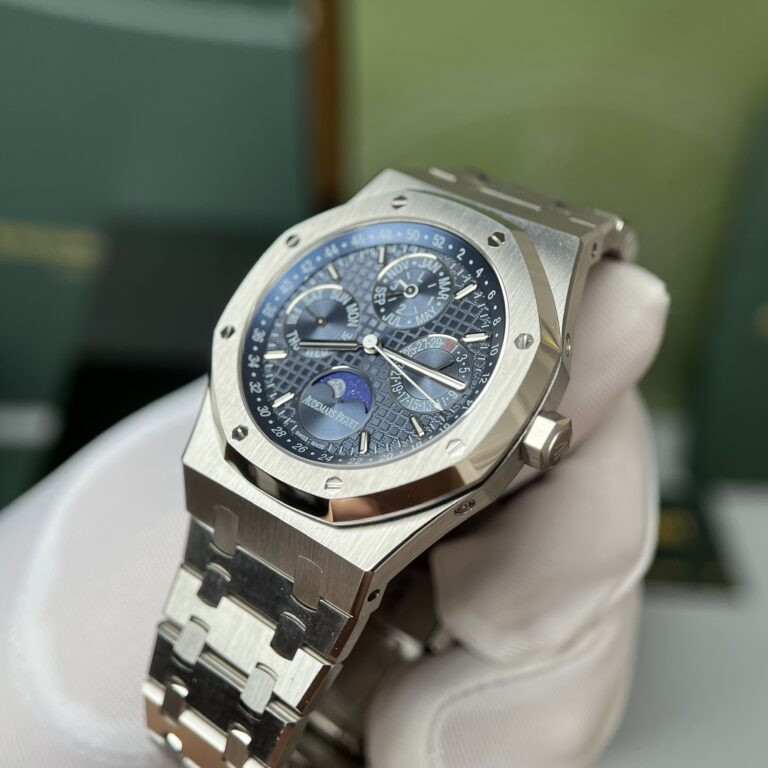 Audemars Piguet Replica Watches Royal Oak 26574ST Blue Dial 41mm