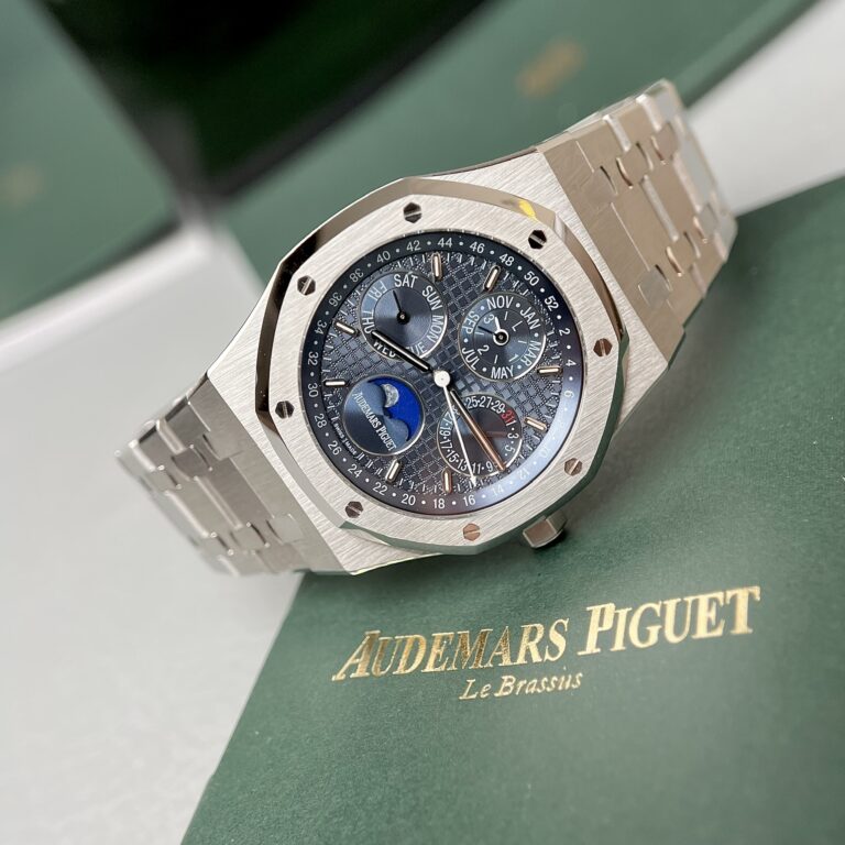 Audemars Piguet Replica Watches Royal Oak 26574ST Blue Dial 41mm