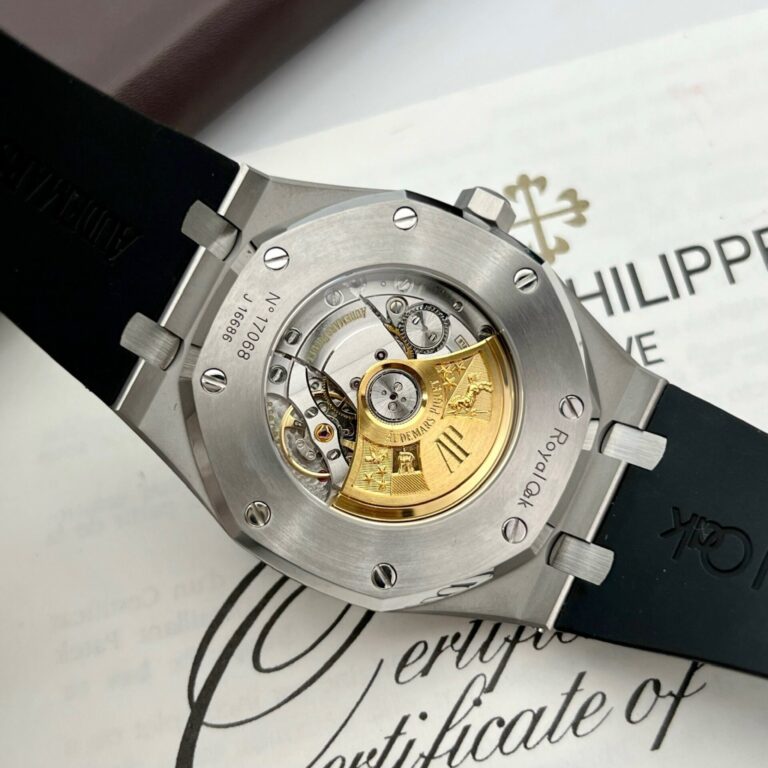 Audemars Piguet Replica Watch Royal Oak 15400ST Black Dial Rubber Strap 41mm