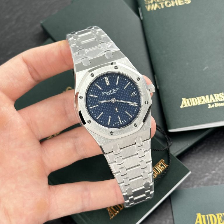 Audemars Piguet Replica Watches Royal Oak Jumbo Extra-Thin 15202ST Blue Dial 39mm