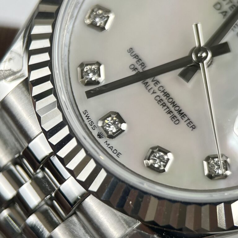 Rolex DateJust Replica Watch Mother of Pearl Dial Jubilee Strap 31mm