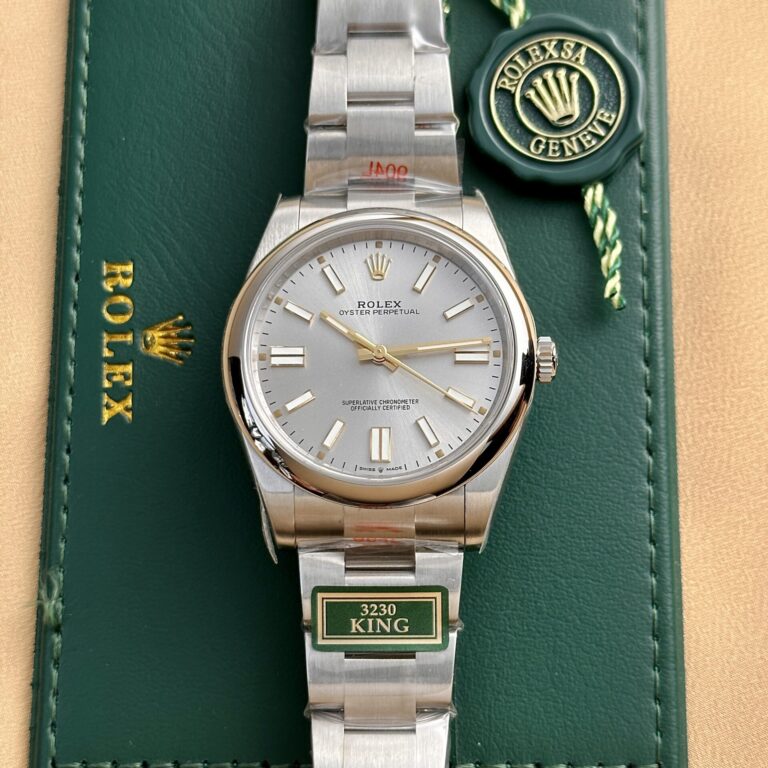 Rolex Oyster Perpetual 124300 Rhodium Dial Replica Watch King Factory 41mm